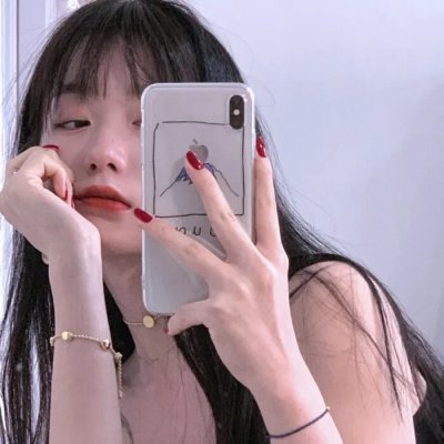 玛丽莲有深黑之眸